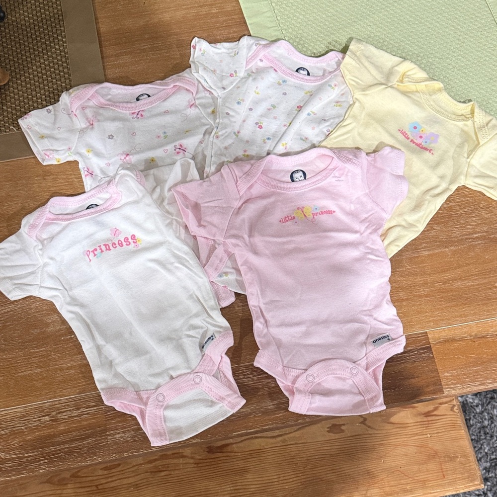 Gerber Baby Girls' Pink, White, Yellow Short-Sleeve One-Piece Bodysuits (5-Pack)